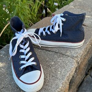 Converse navy blue lace high tops women’s size 6